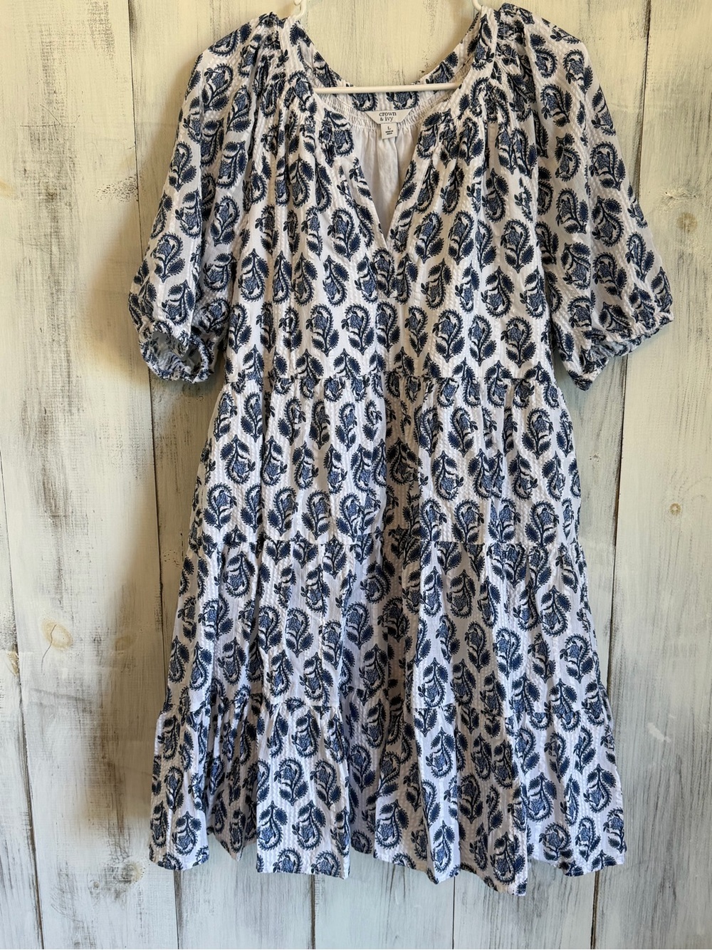 crown & ivy Blue and White Printed Tiered Midi Dress
